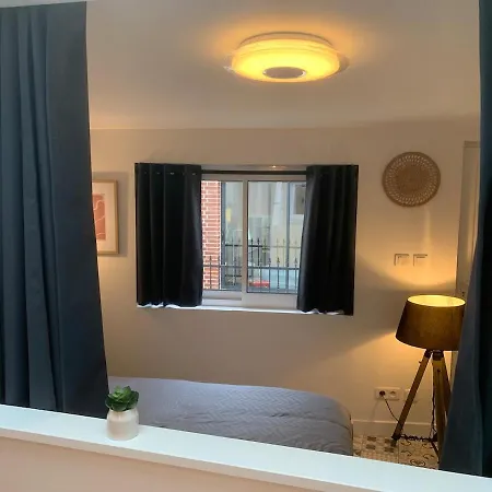 Centre-ville Parking Gratuit Proche Aéroport Appartement